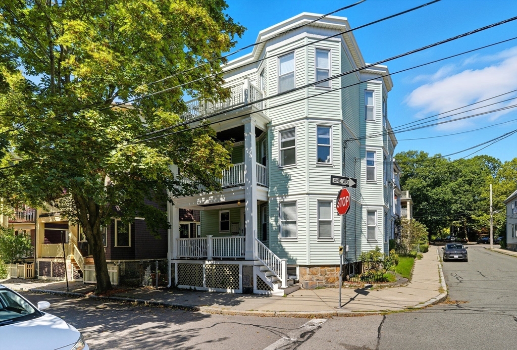 20 Rice St # 2