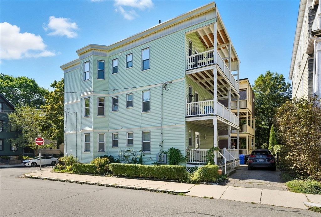 20 Rice St # 2