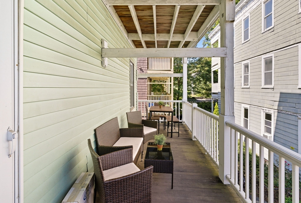 20 Rice St # 2