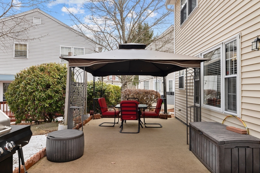 103 Juniper Ln # 103