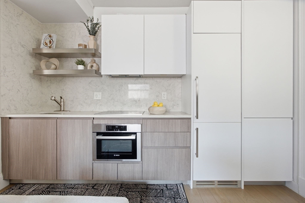 21 Beacon St # 11L