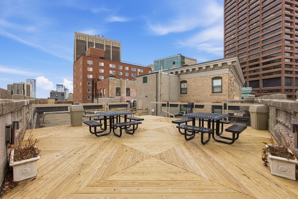 21 Beacon St # 11L