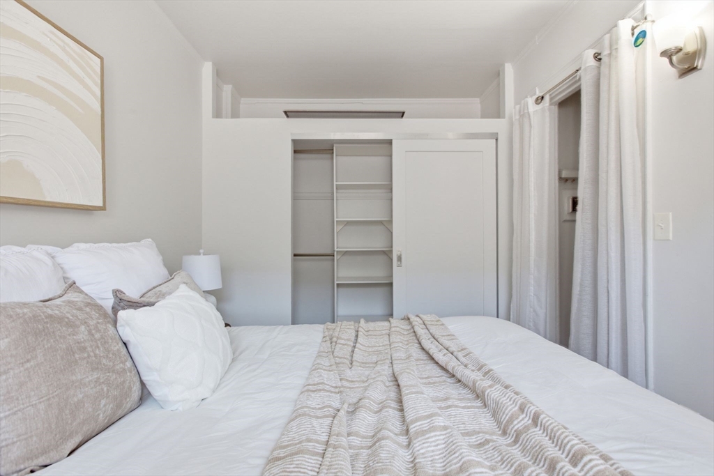 21 Beacon St # 11L