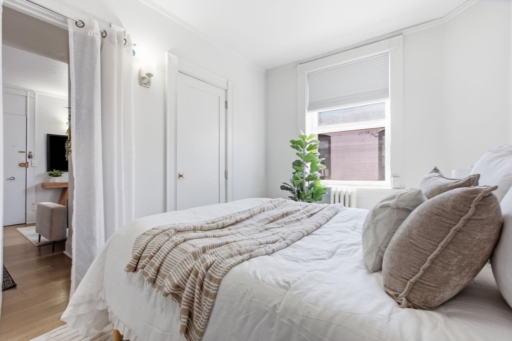 21 Beacon St # 11L