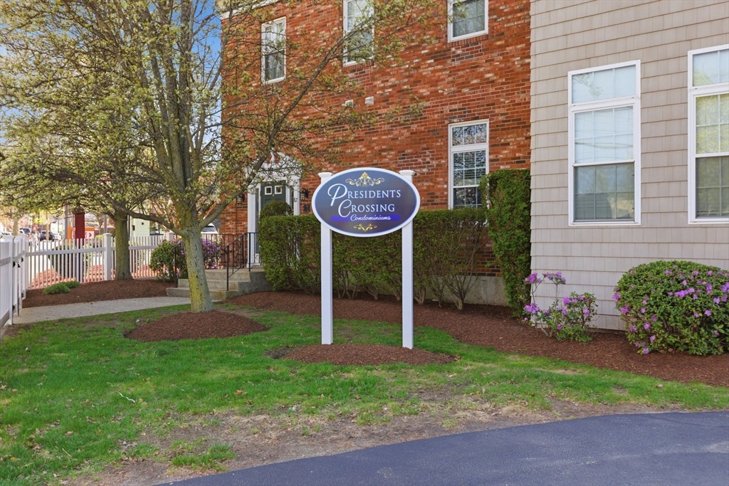 87 Franklin St # 105