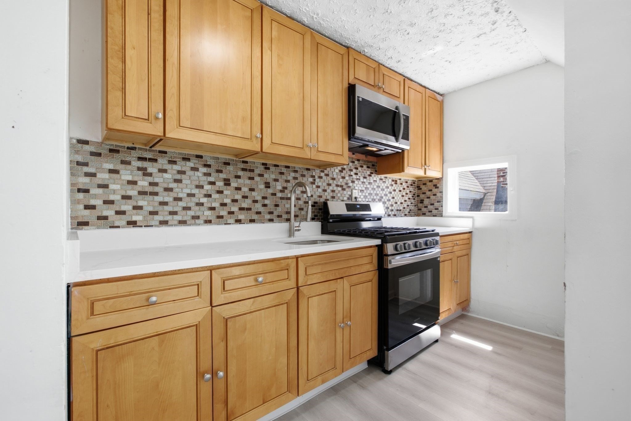 33 Greenbrier St. # 3