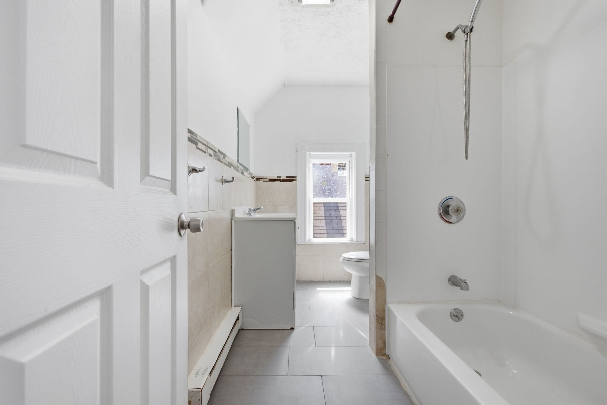 33 Greenbrier St. # 3