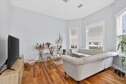 1684 N. Shore Rd