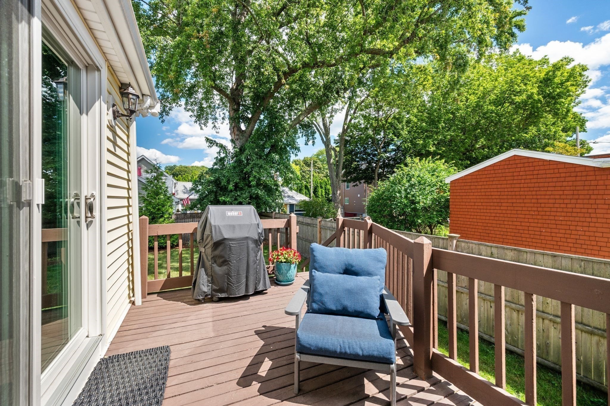 32 Crescent Ave