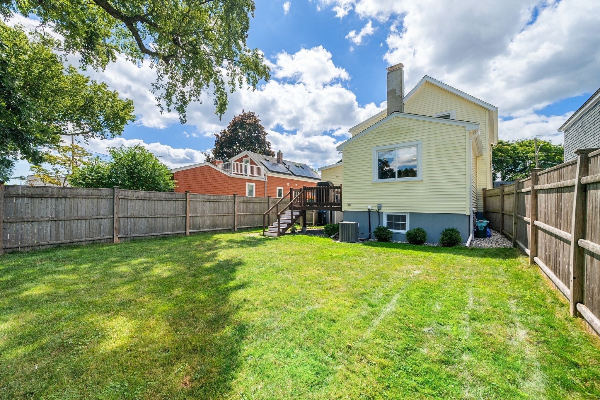 32 Crescent Ave