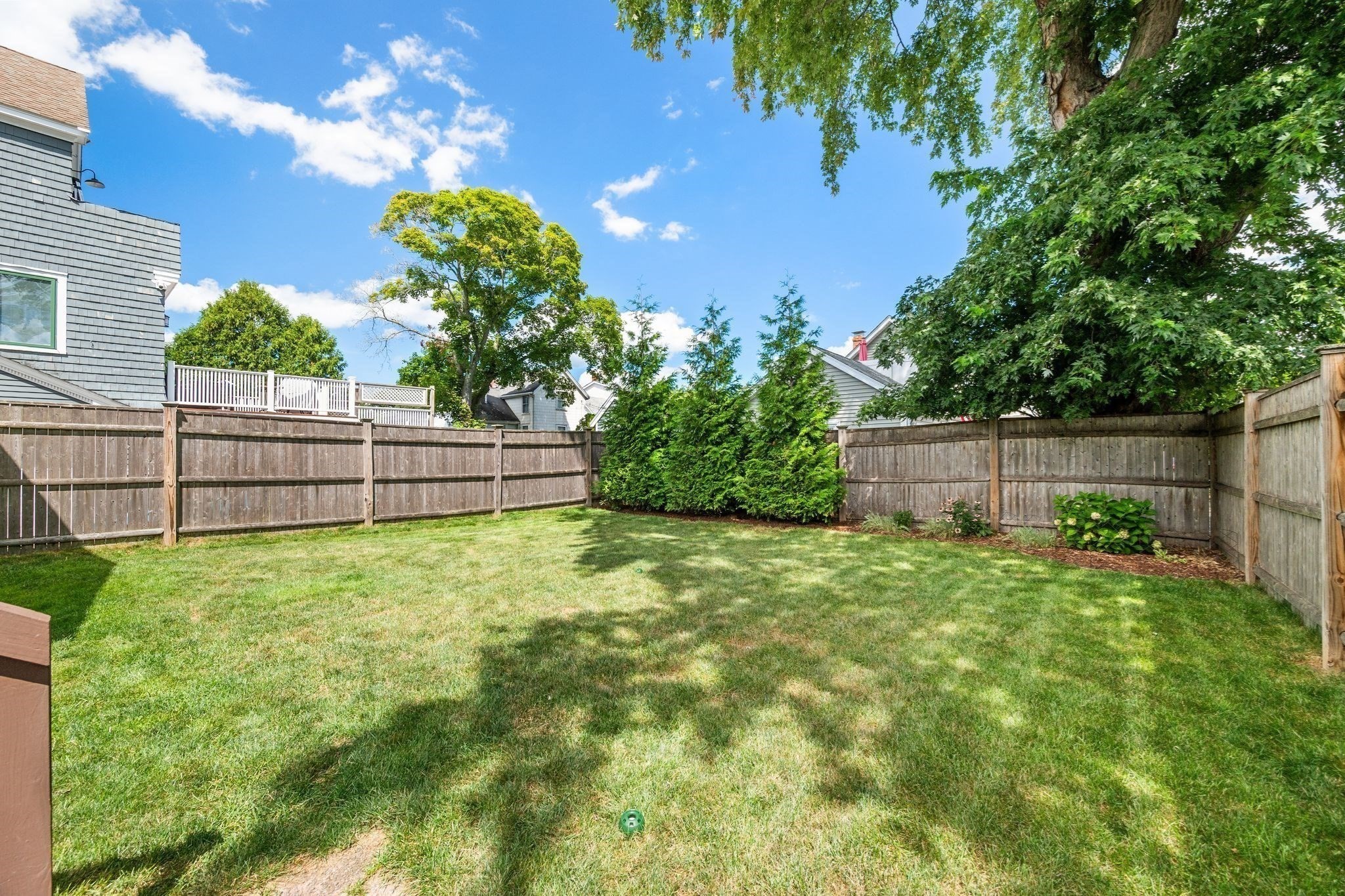 32 Crescent Ave