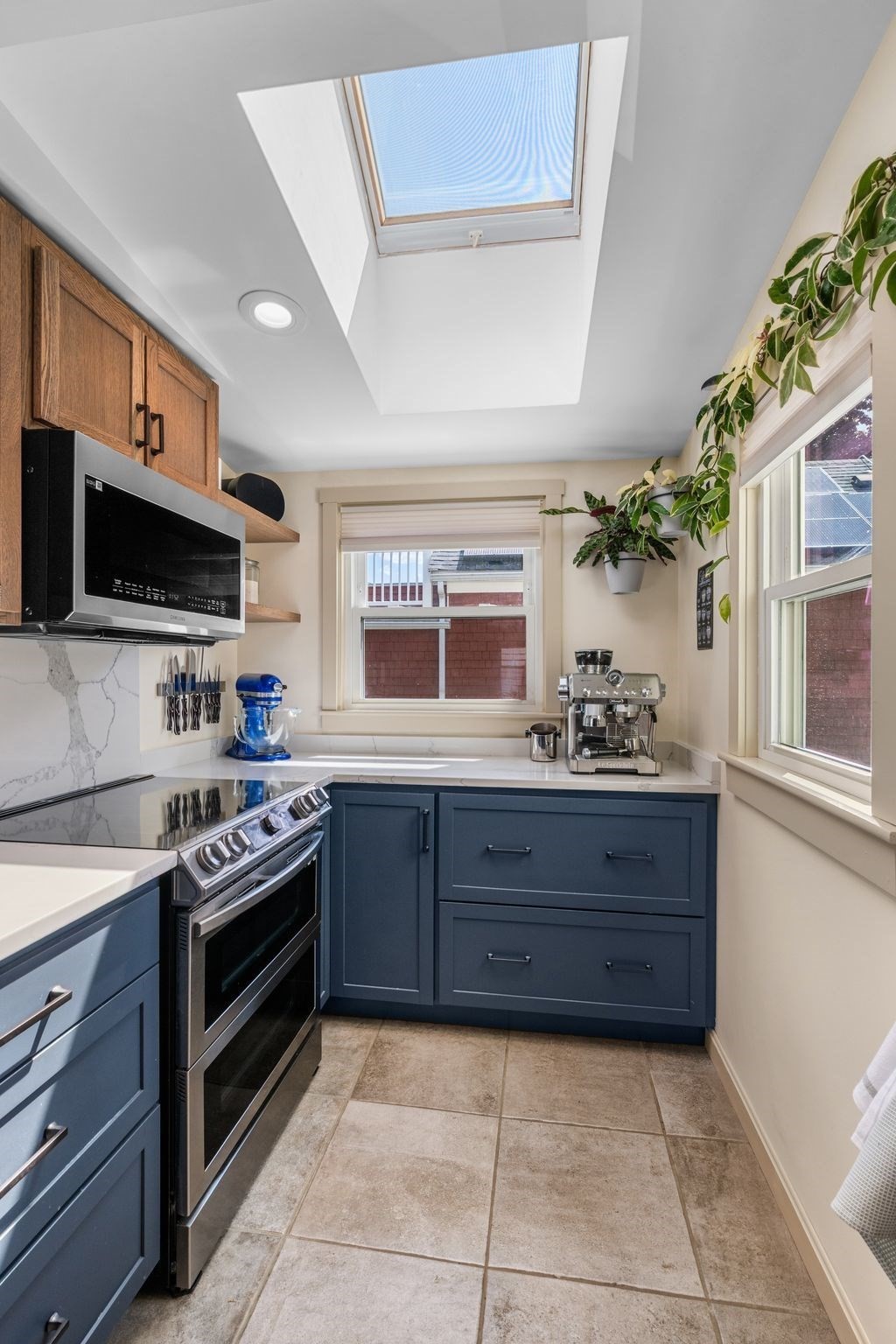 32 Crescent Ave