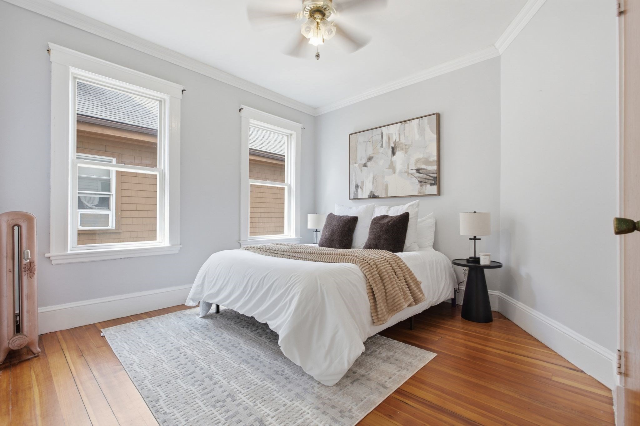 13-15 Carney St