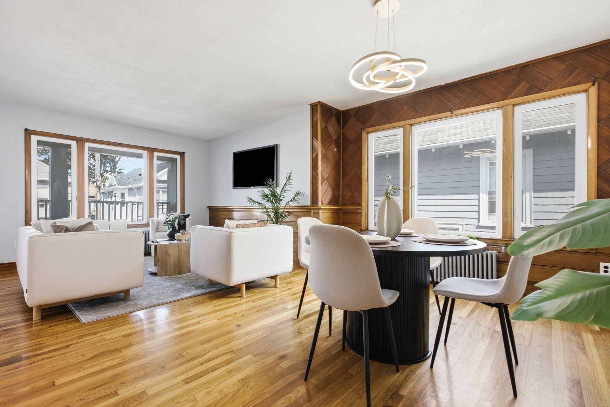 13-15 Carney St