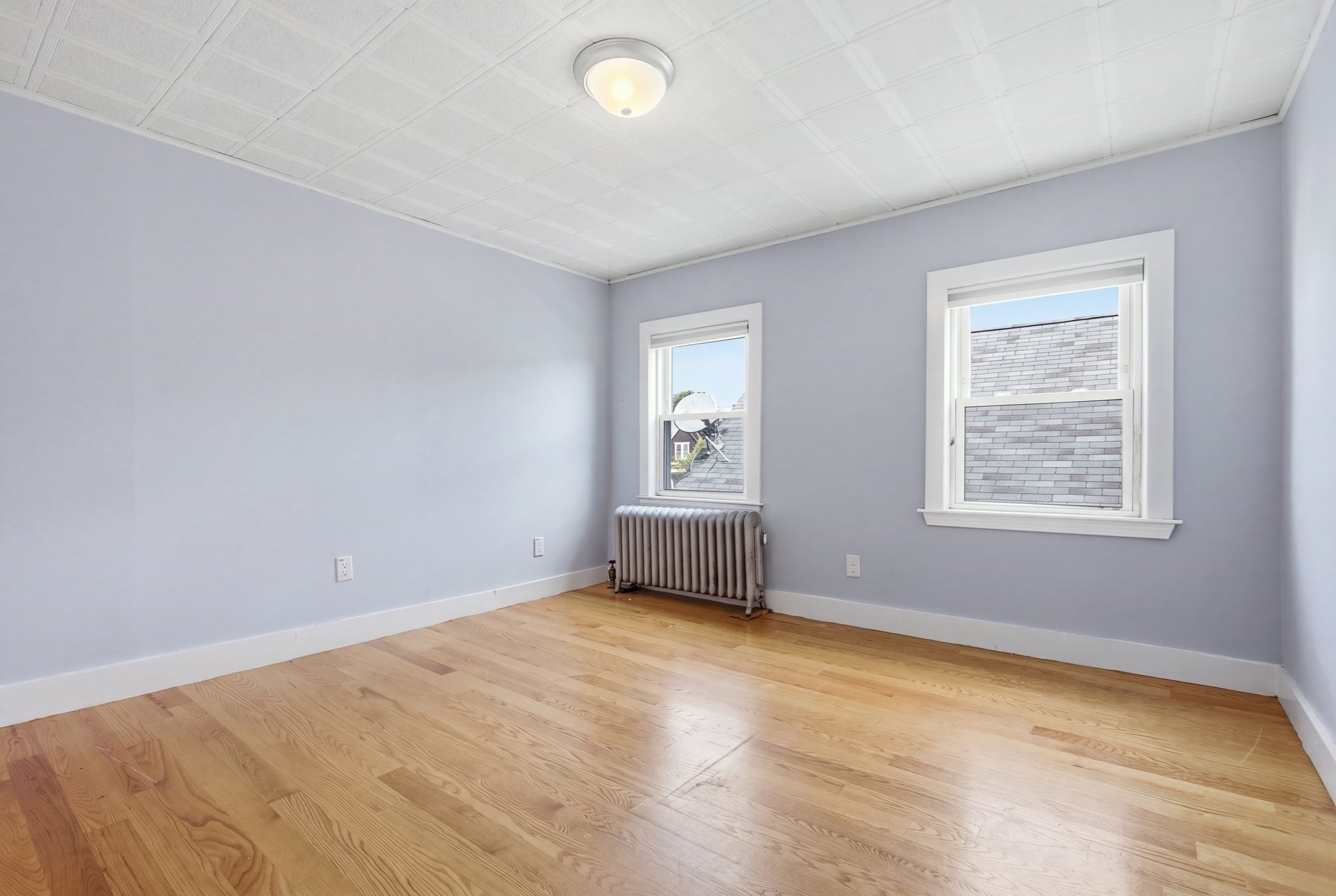 13-15 Carney St
