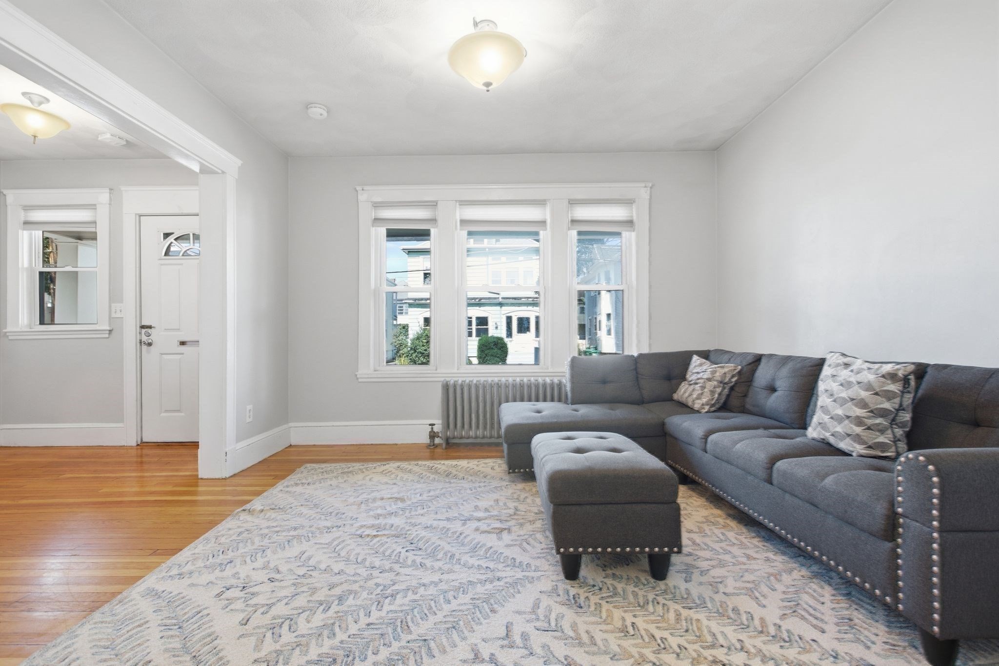 13-15 Carney St
