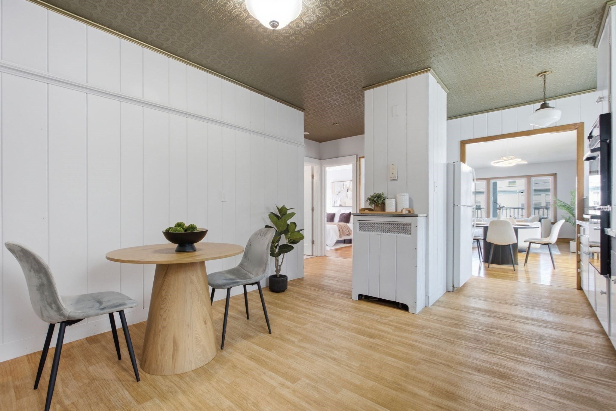 13-15 Carney St
