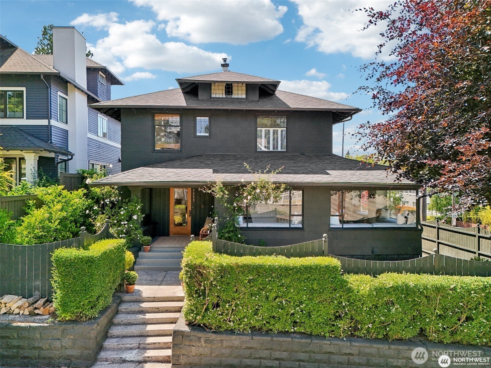 2233 2nd Avenue W