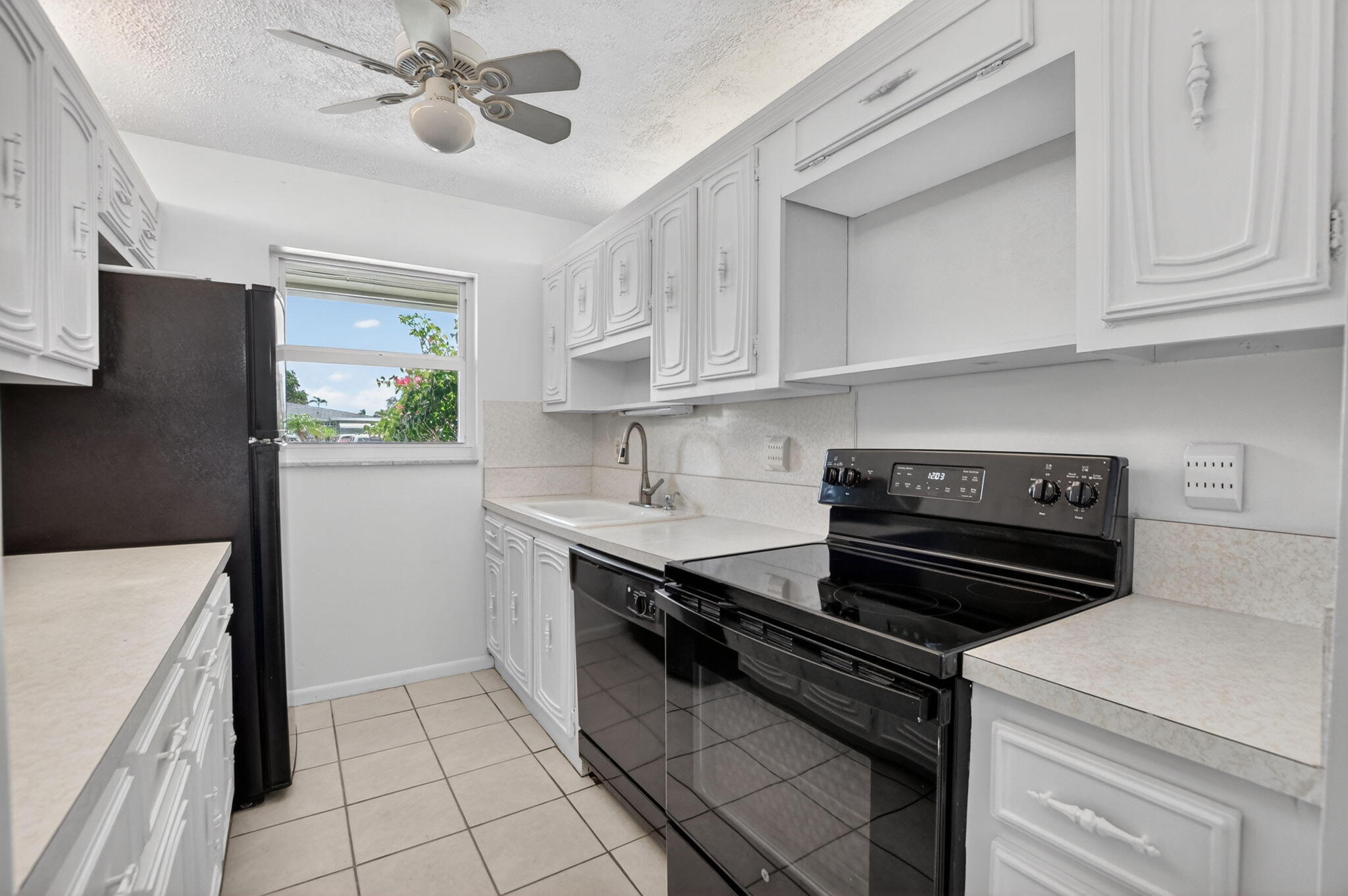 912 South Drive A