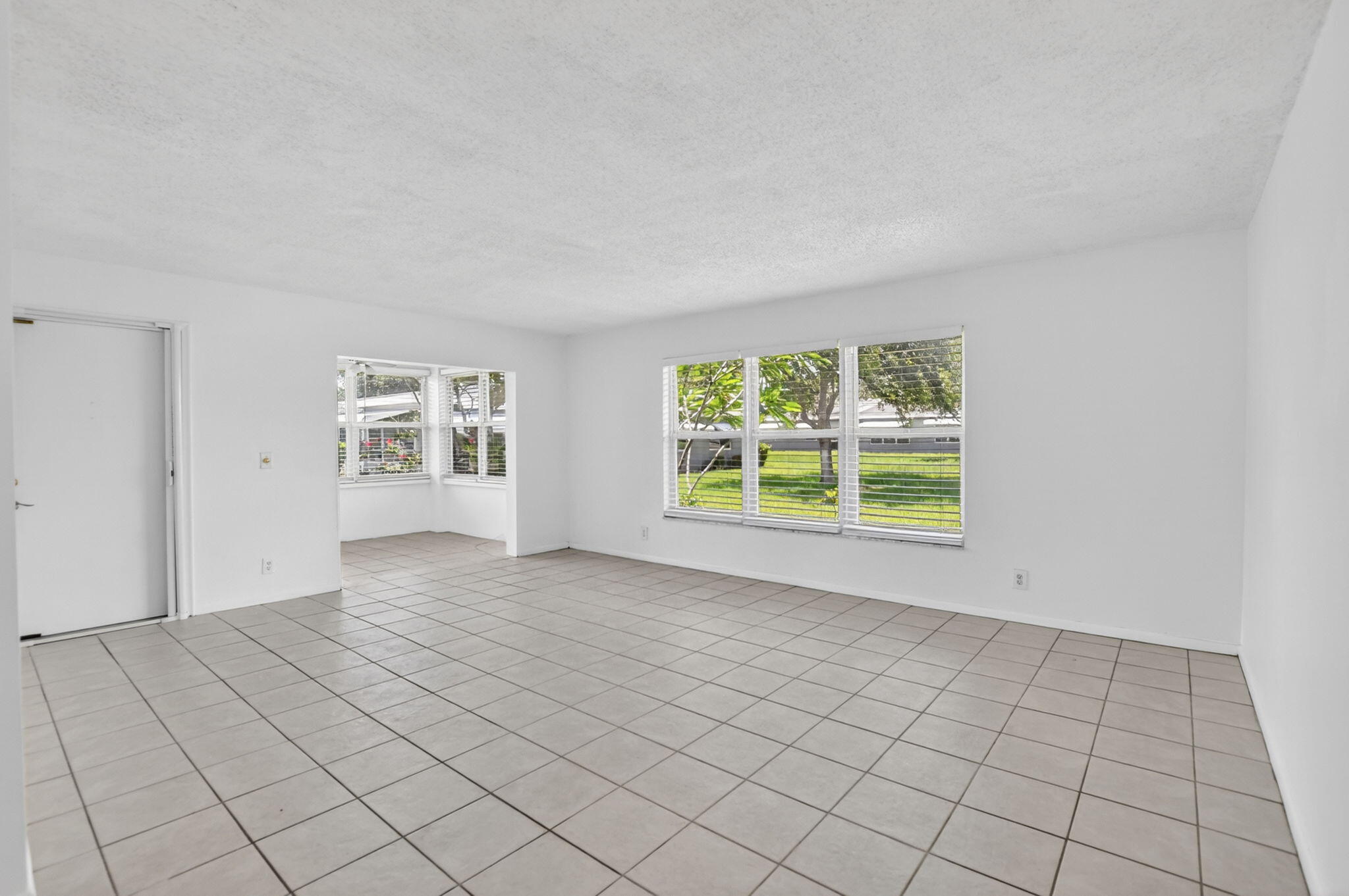 912 South Drive A