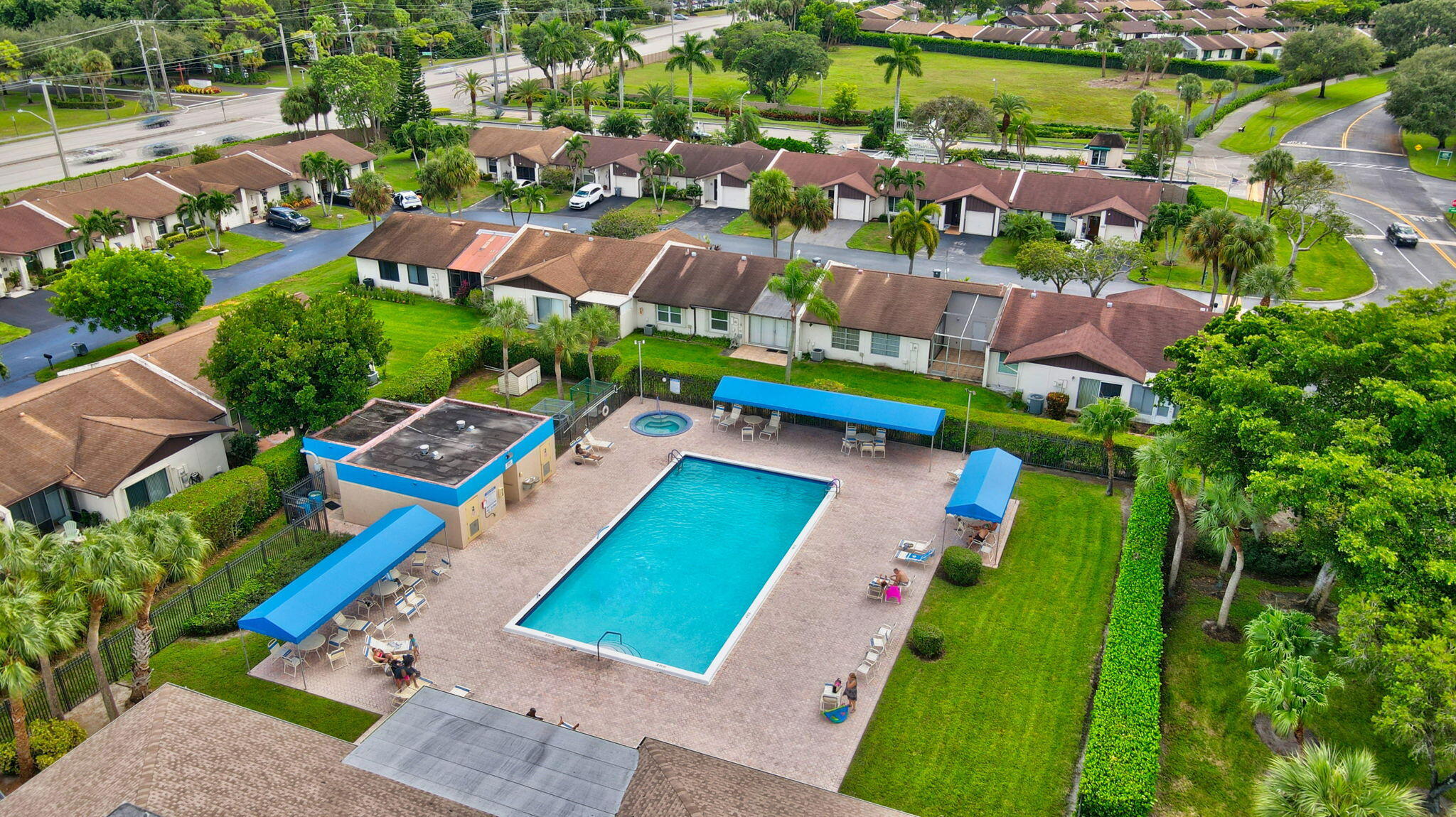 5280 Las Verdes Circle 216