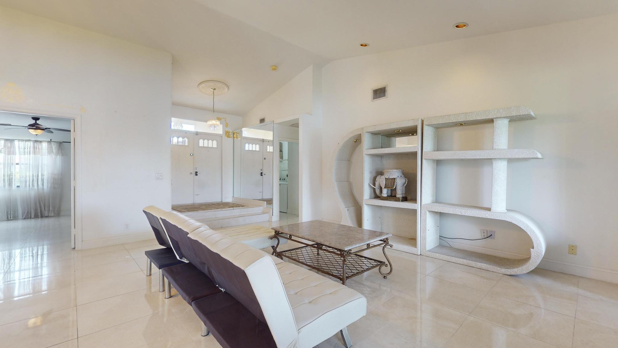 8638 Egret Isle Terrace