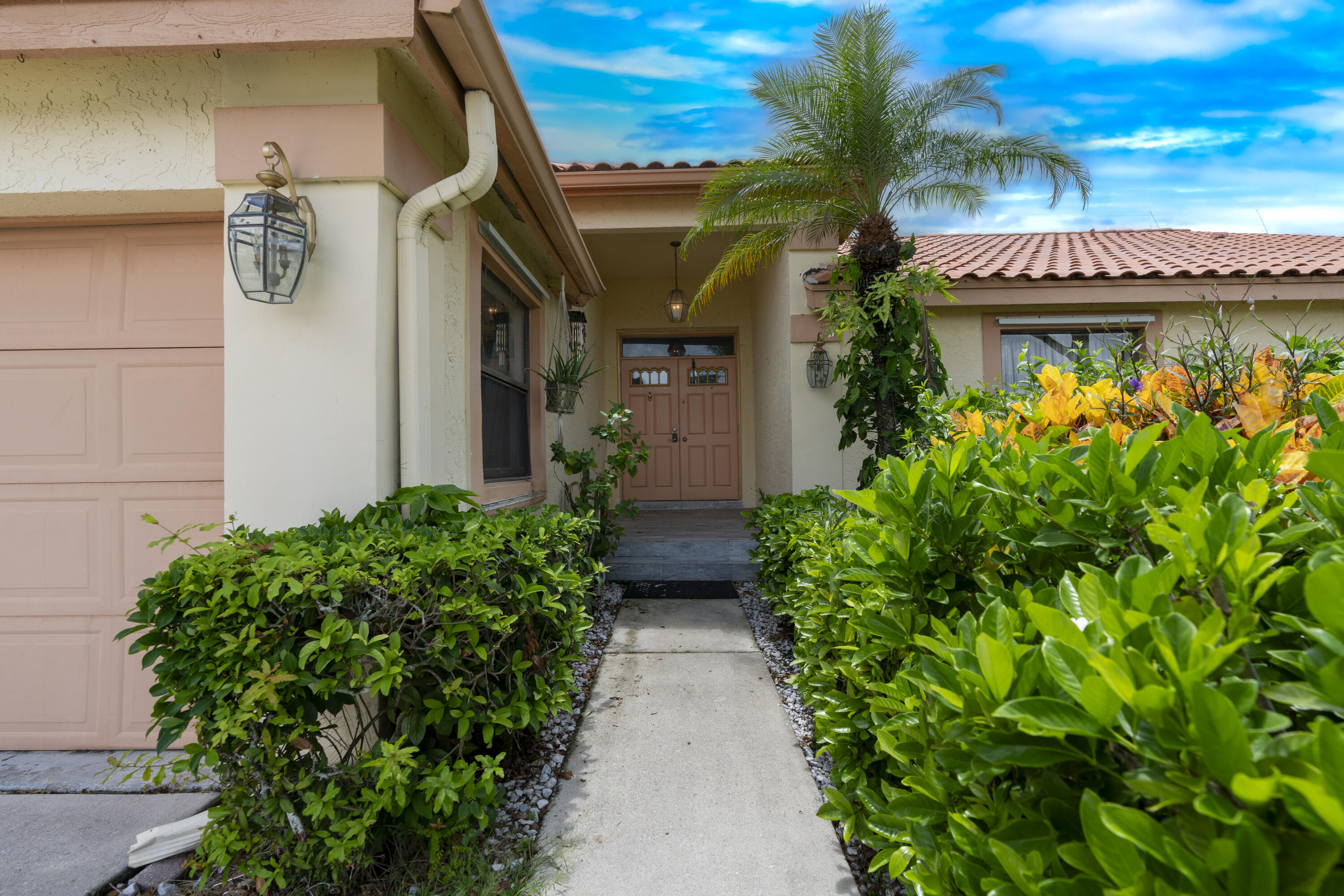 8638 Egret Isle Terrace