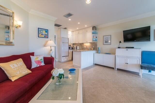 314 Venetian Drive 7
