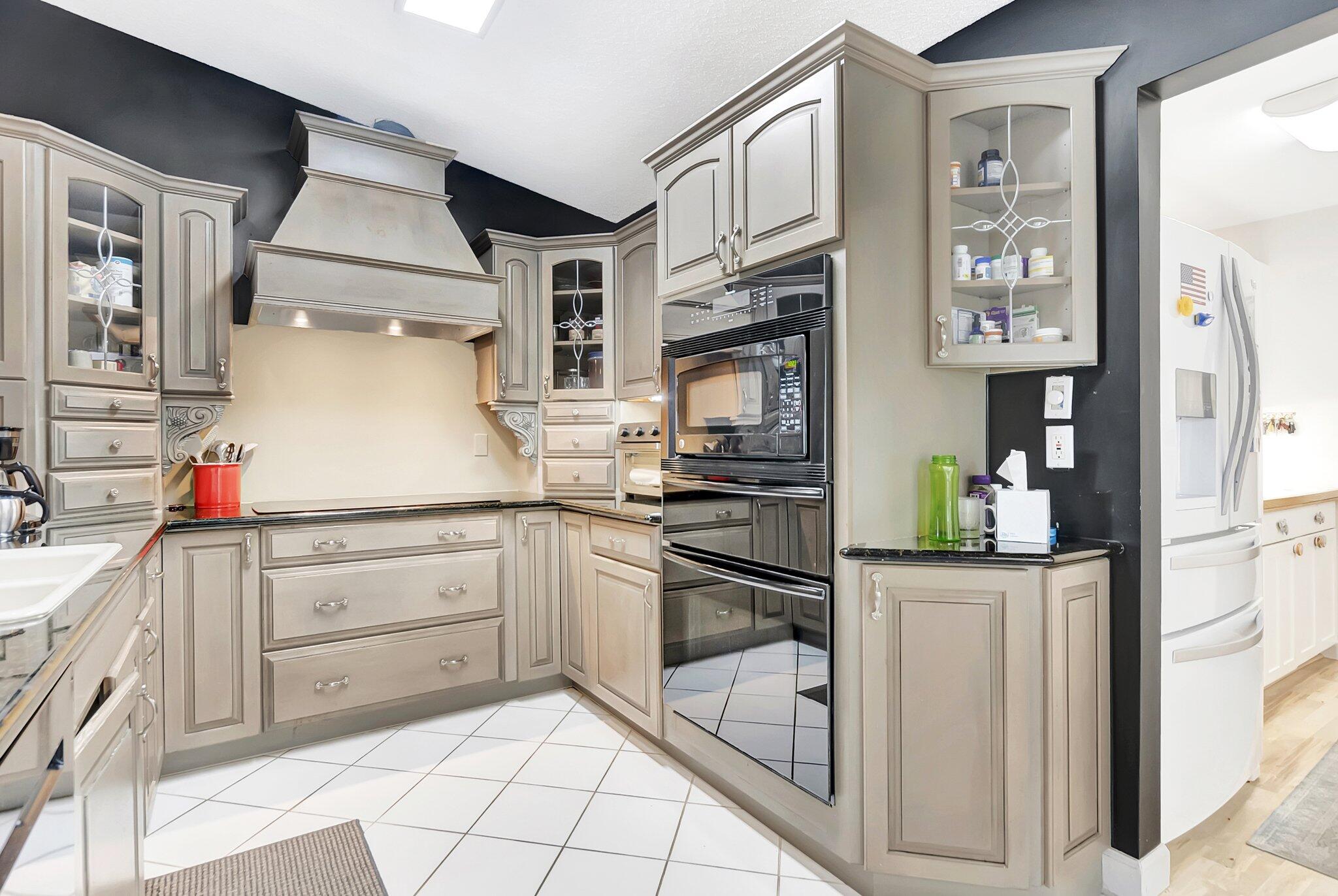 3126 Deer Creek Lake Shore Drive