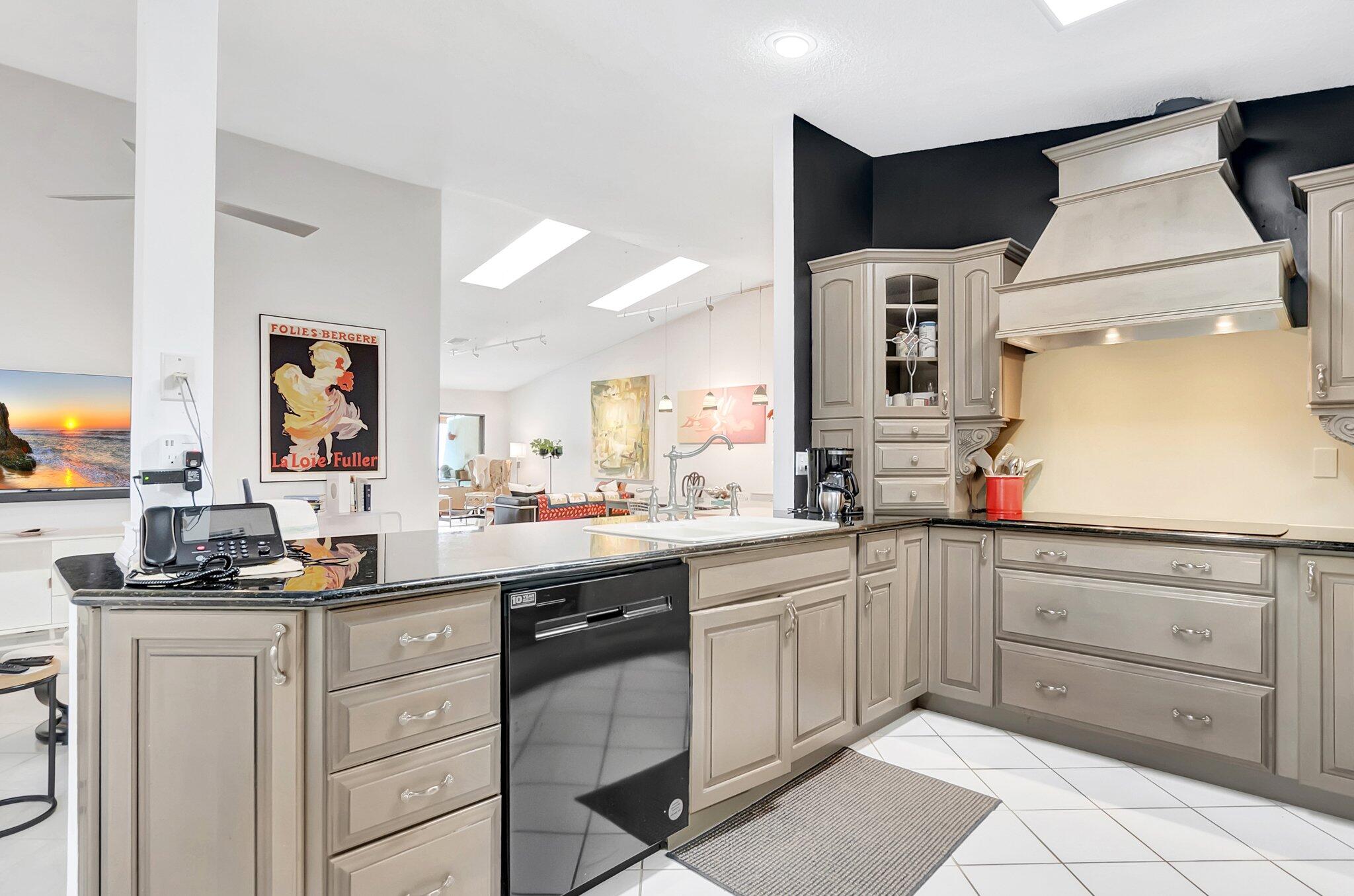 3126 Deer Creek Lake Shore Drive