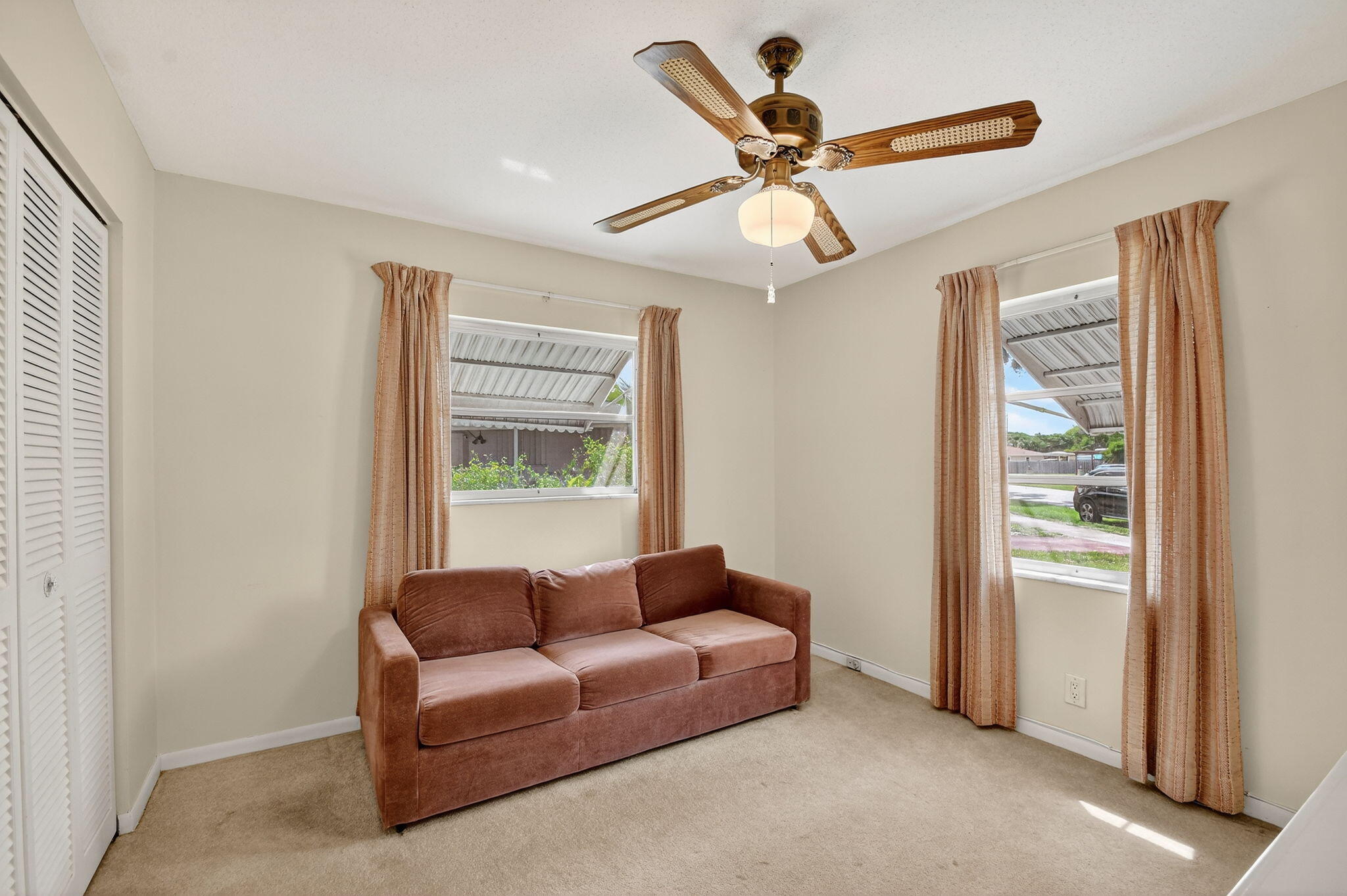 1337 W Broward Street
