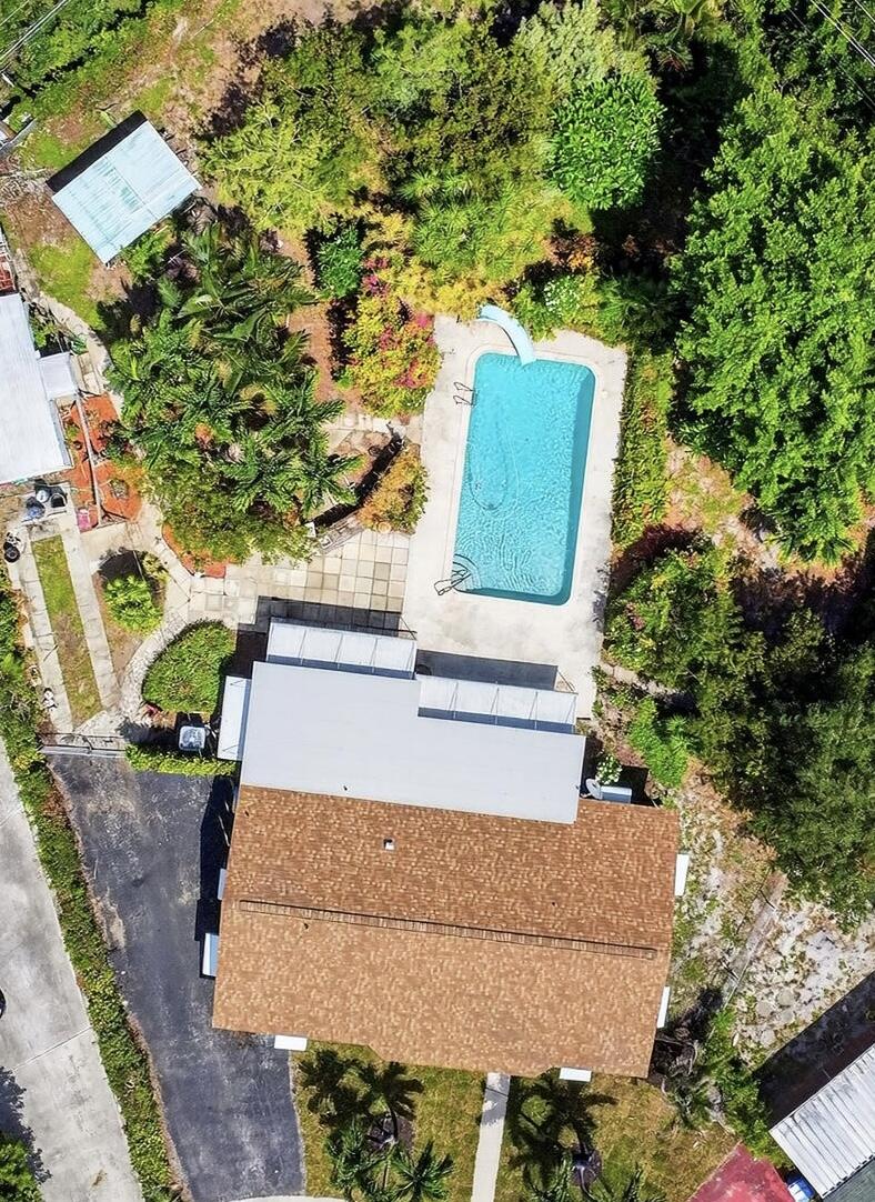 1337 W Broward Street