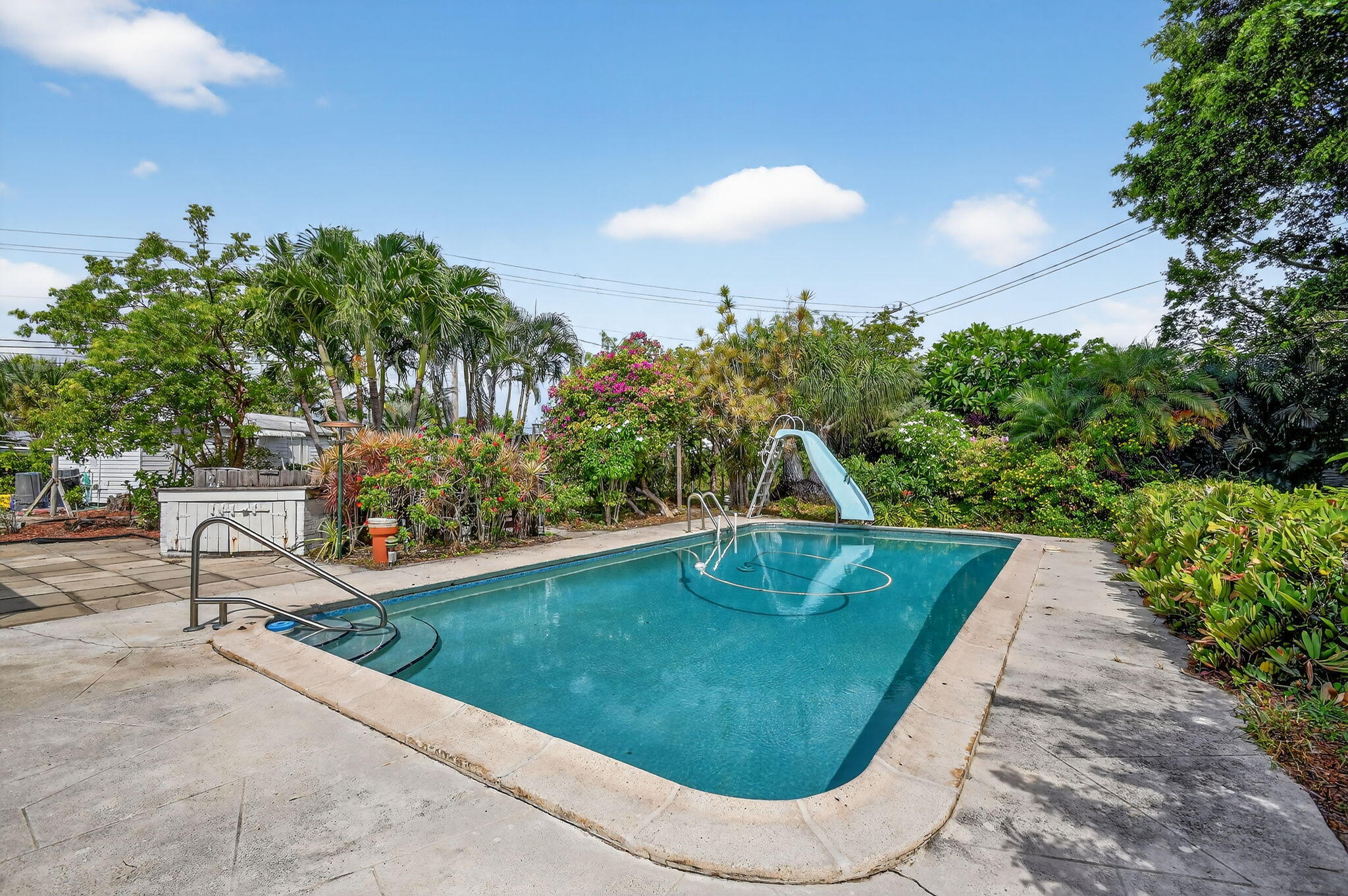 1337 W Broward Street