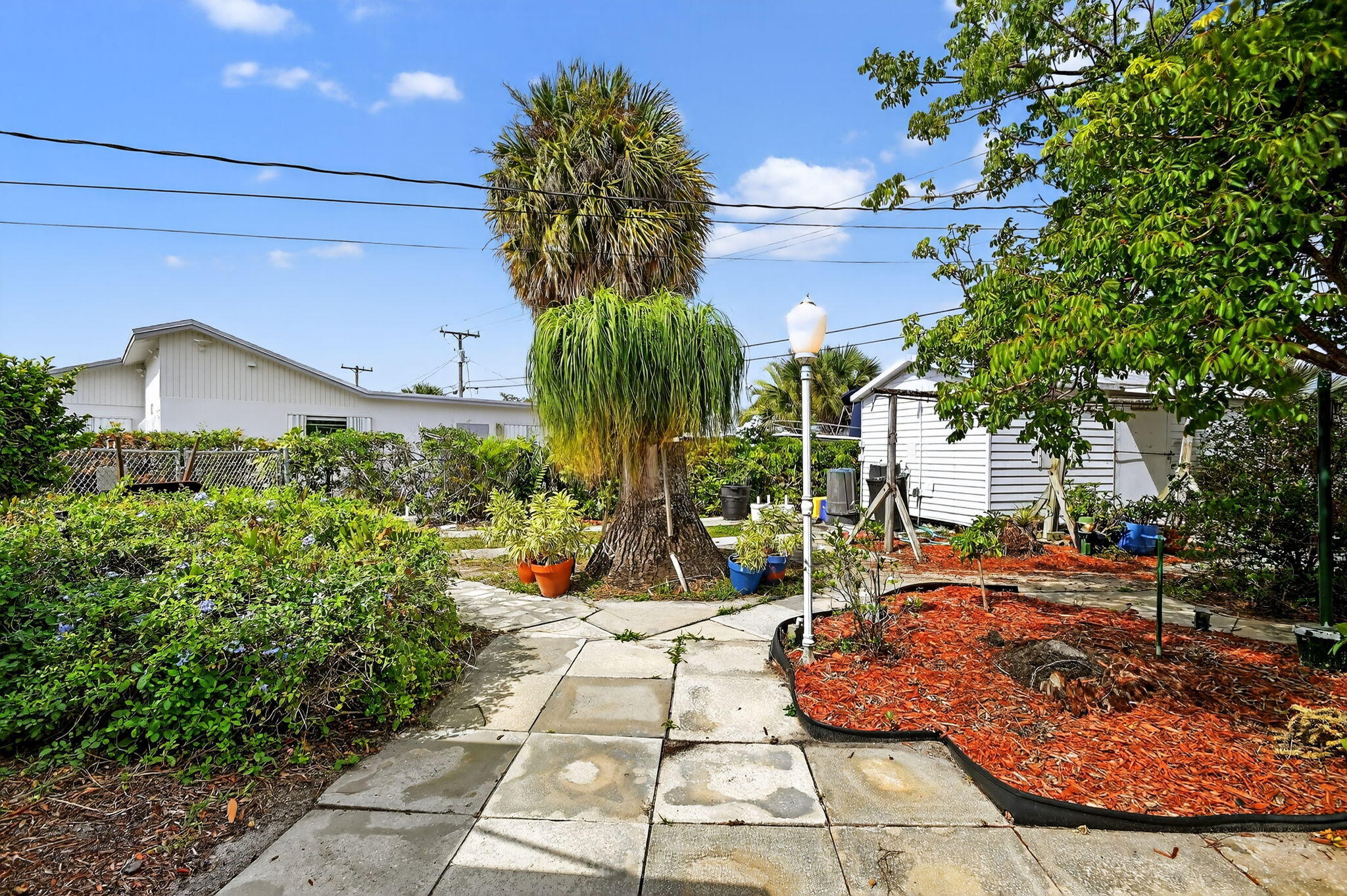 1337 W Broward Street