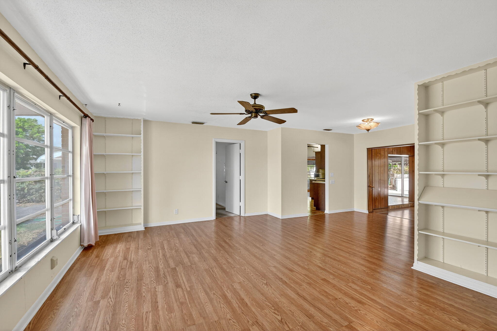 1337 W Broward Street