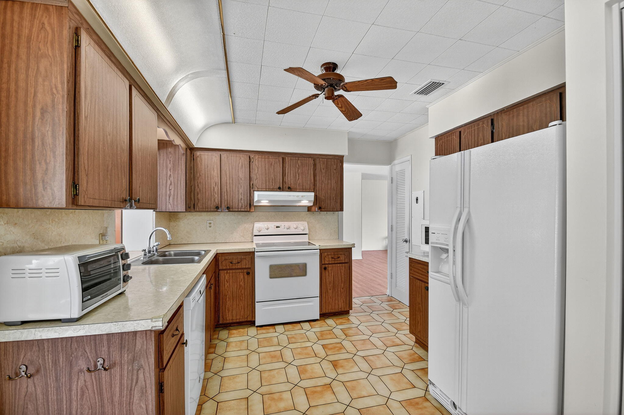 1337 W Broward Street