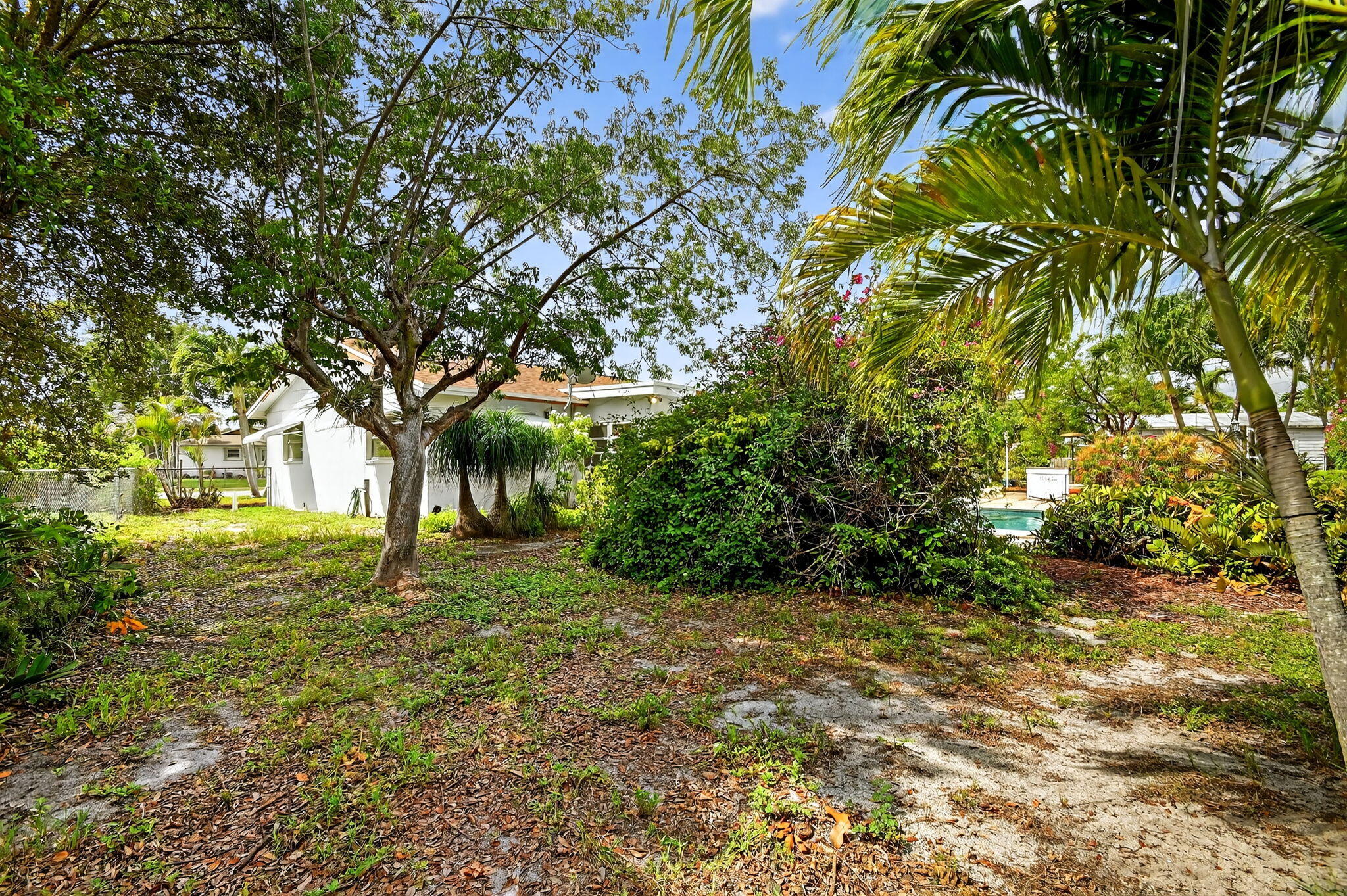 1337 W Broward Street
