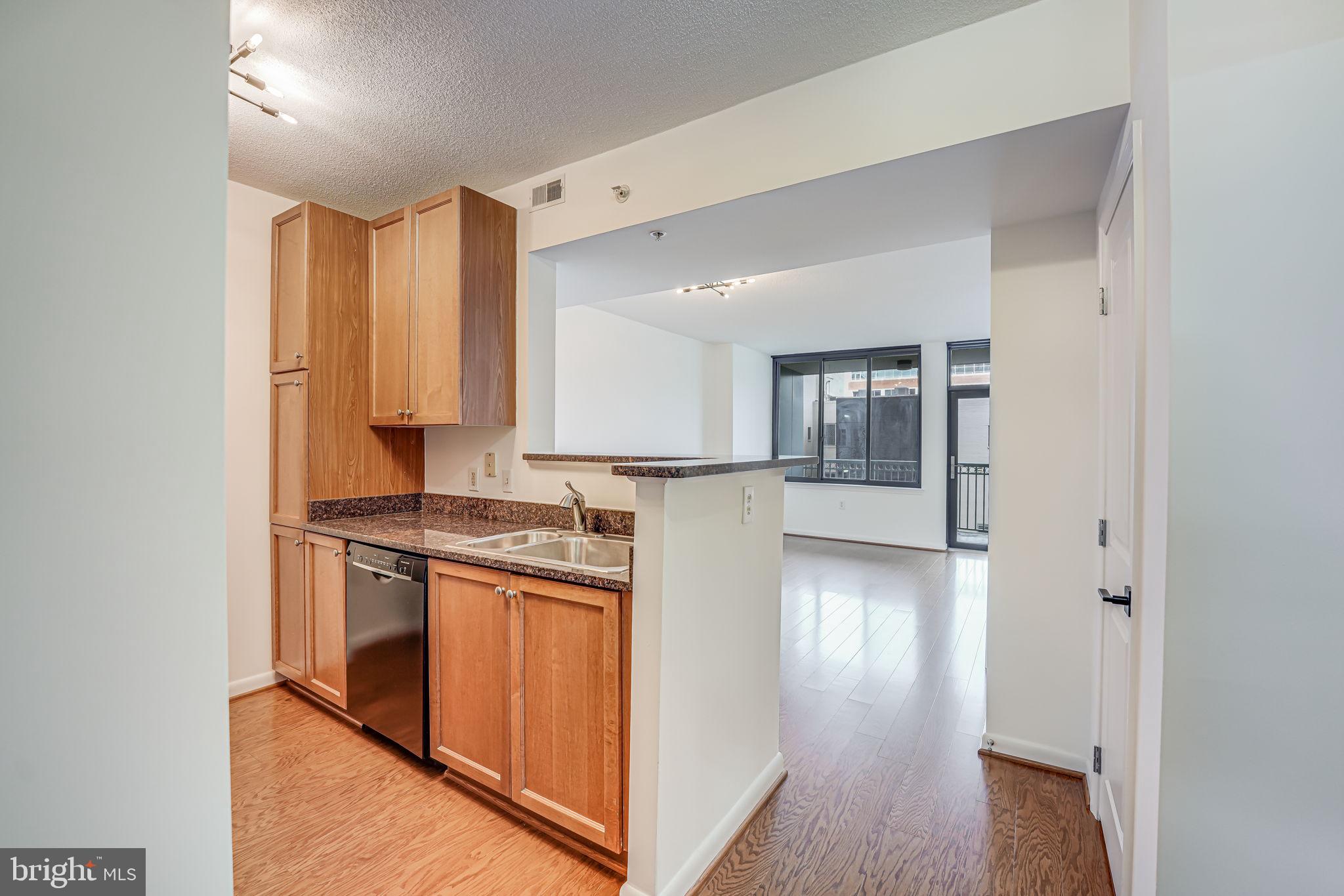 851 N GLEBE ROAD 514