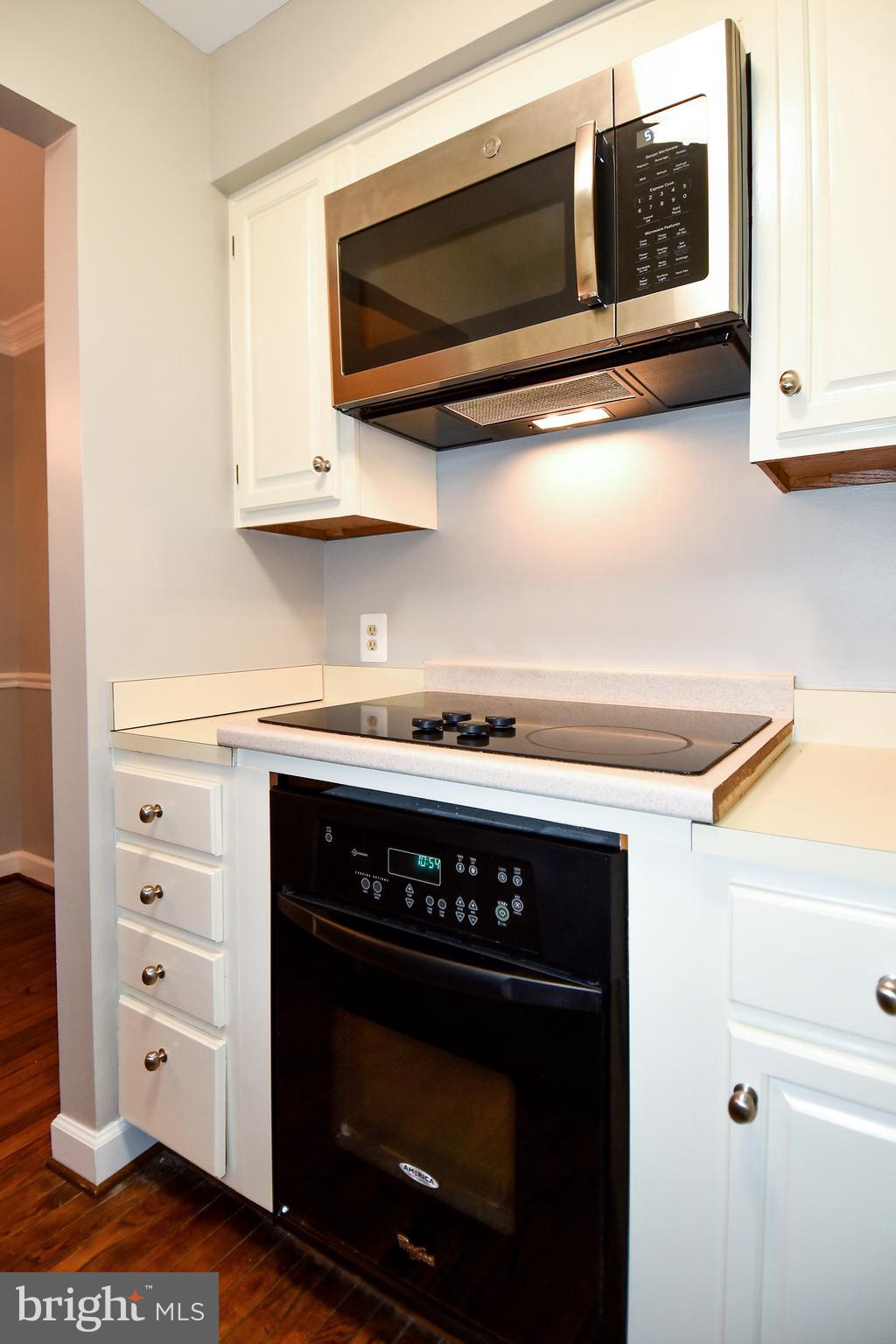 652 S COLUMBUS STREET