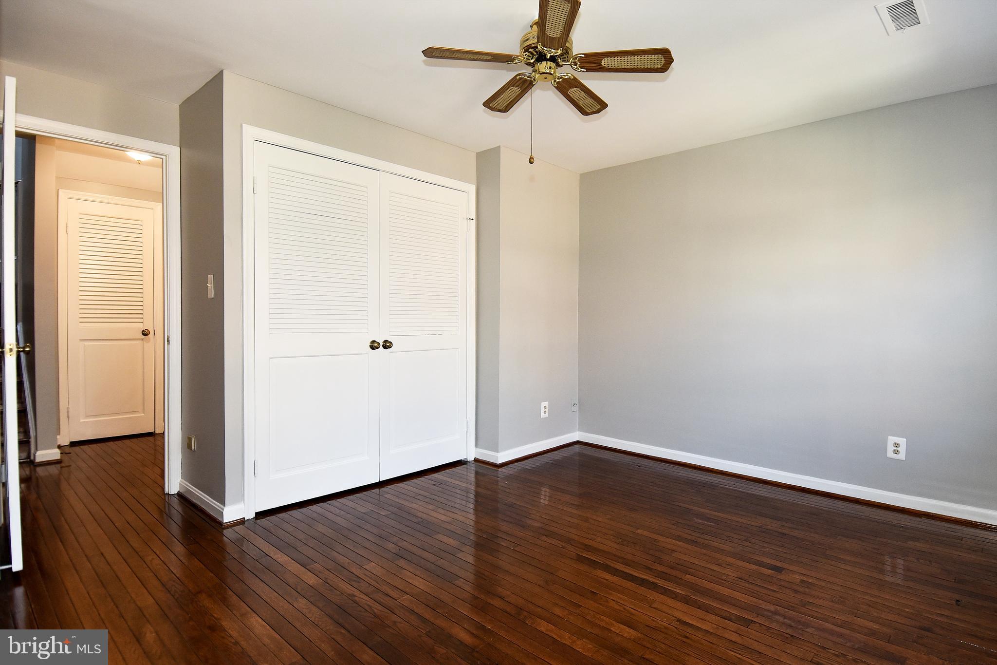 652 S COLUMBUS STREET