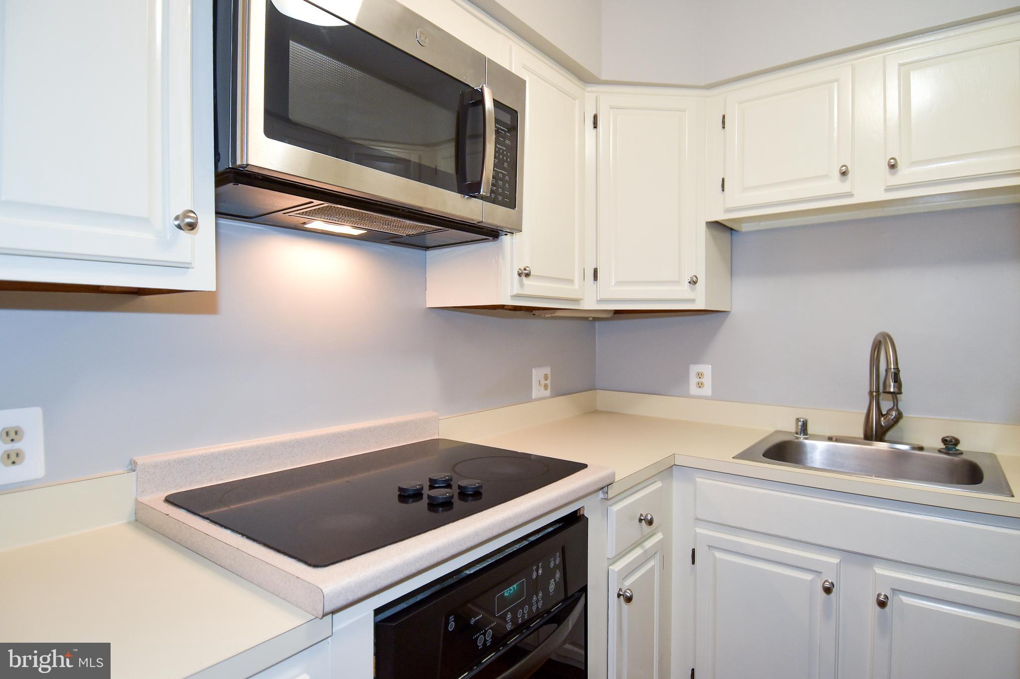 652 S COLUMBUS STREET