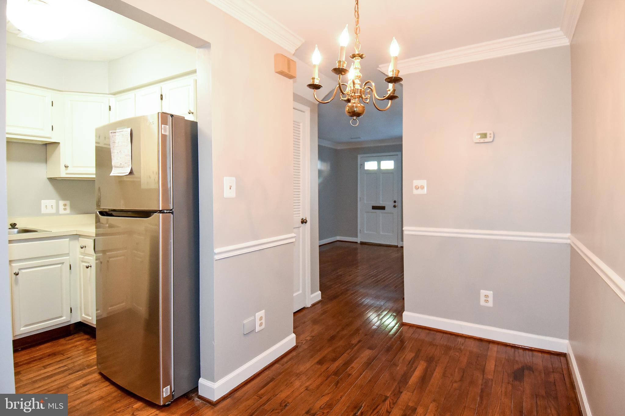 652 S COLUMBUS STREET