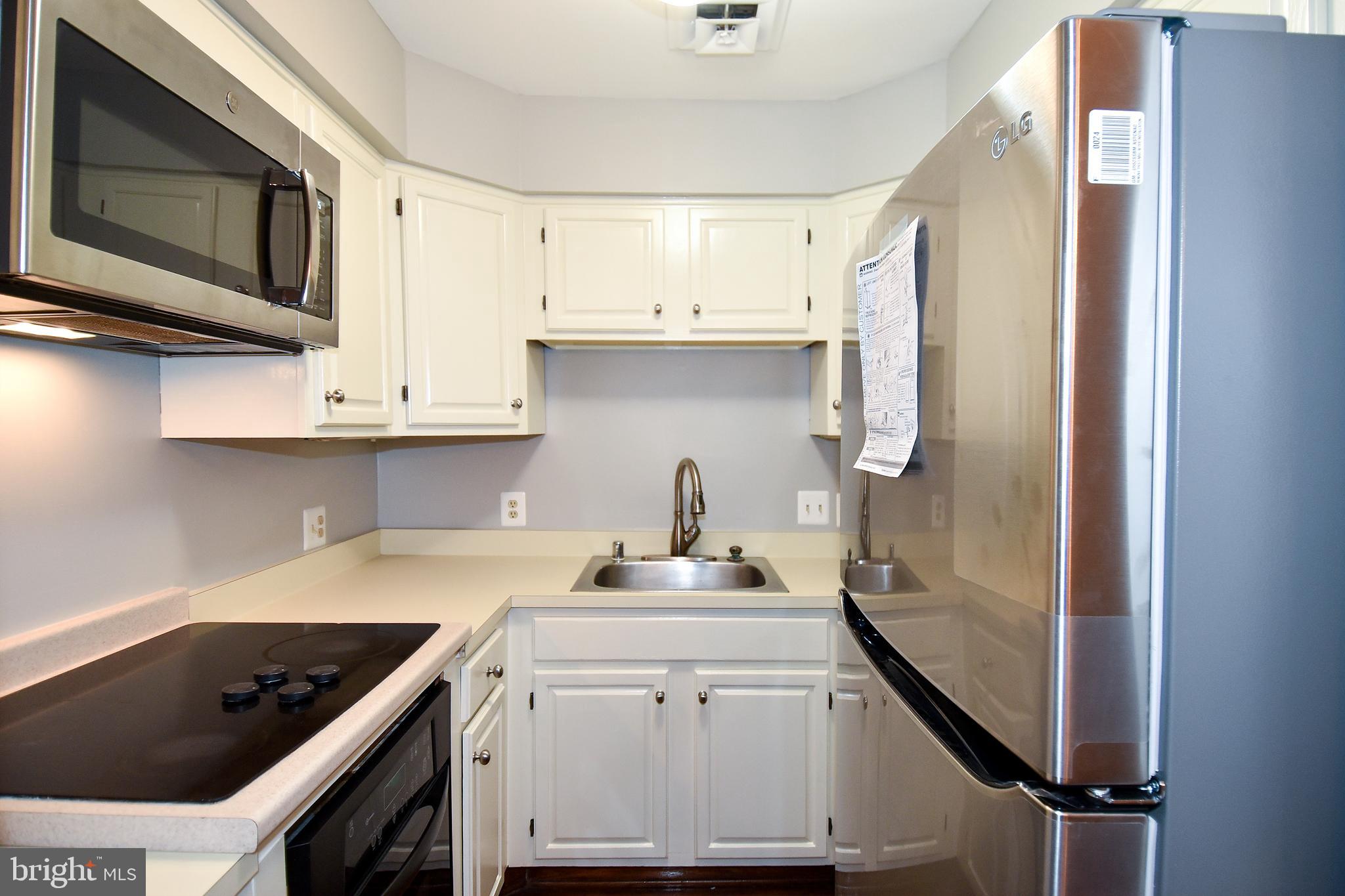 652 S COLUMBUS STREET