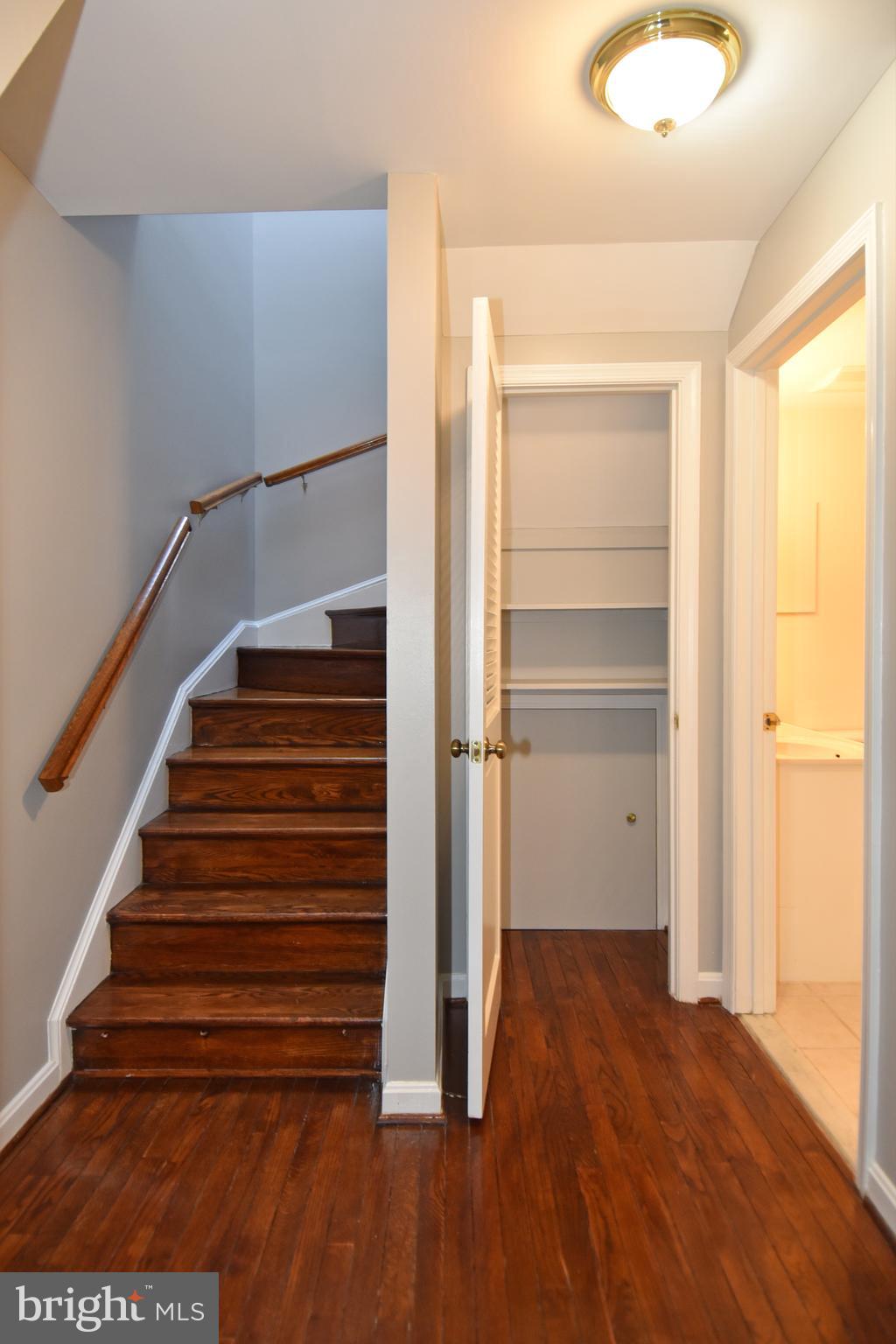 652 S COLUMBUS STREET