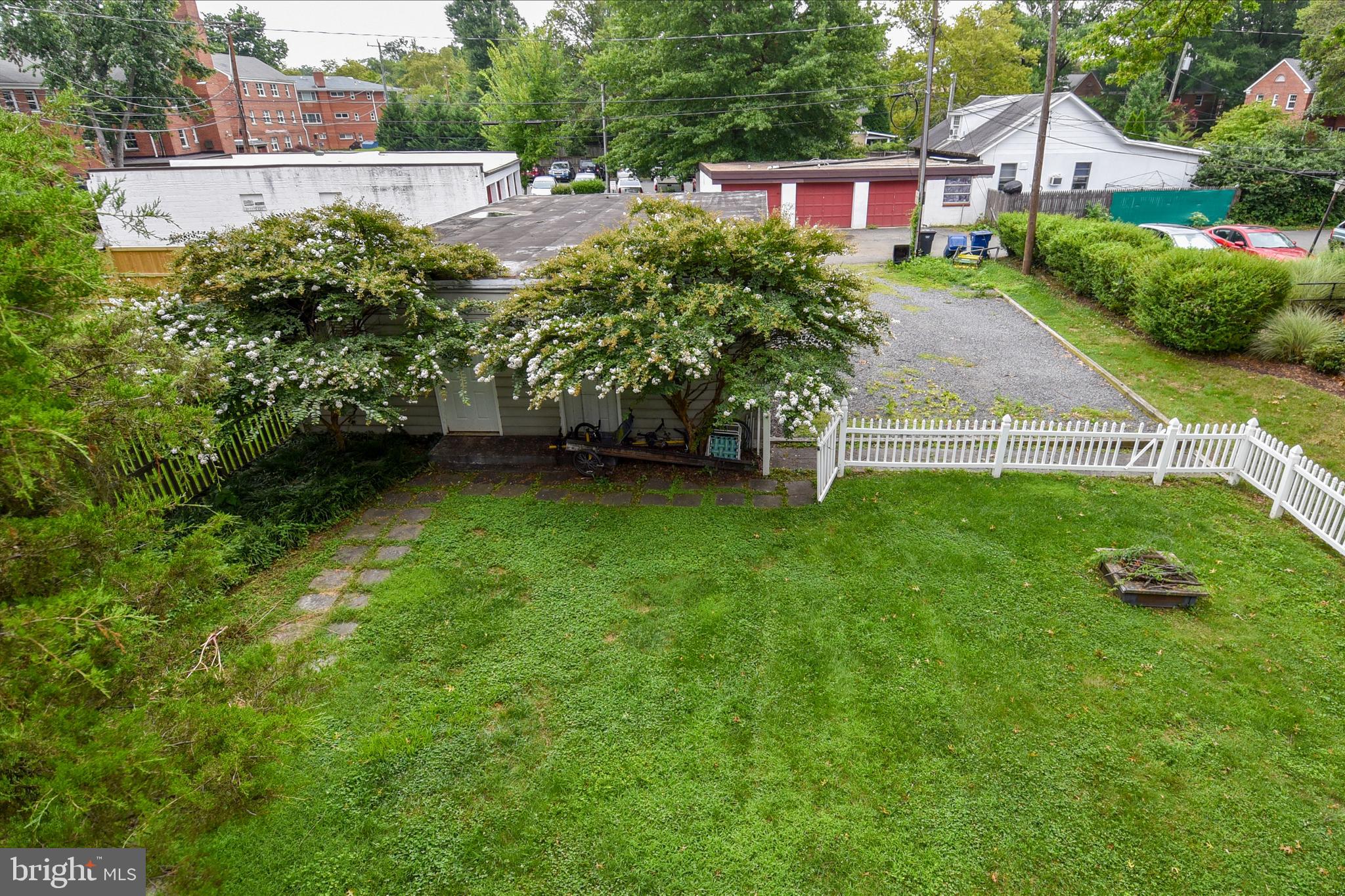 1705 COMMONWEALTH AVENUE B