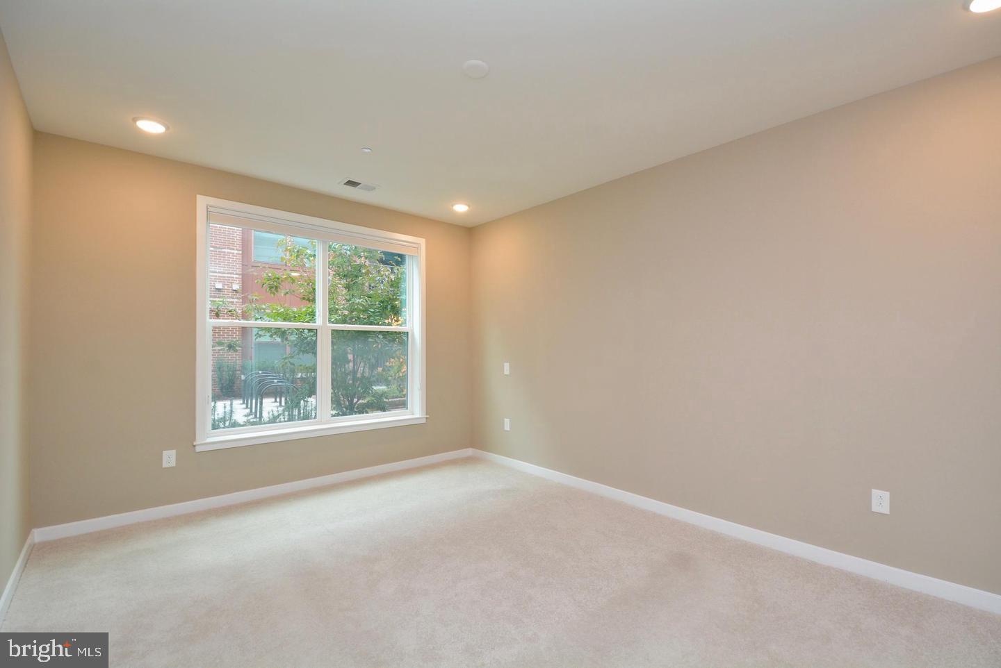 3989 NORTON PLACE 104