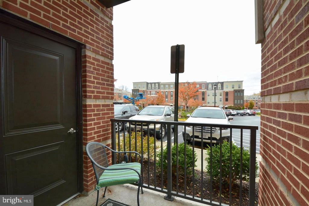 3989 NORTON PLACE Unit: 104