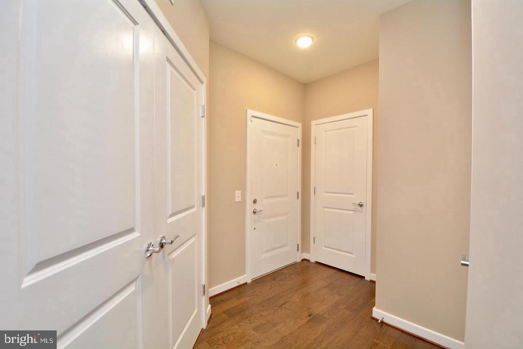 3989 NORTON PLACE Unit: 104