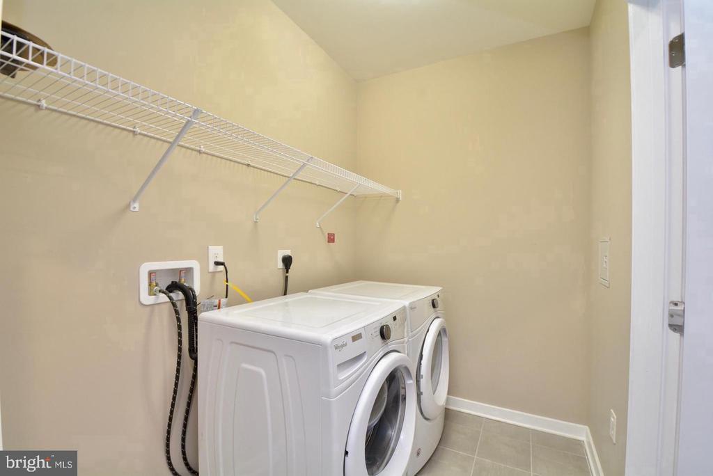 3989 NORTON PLACE Unit: 104