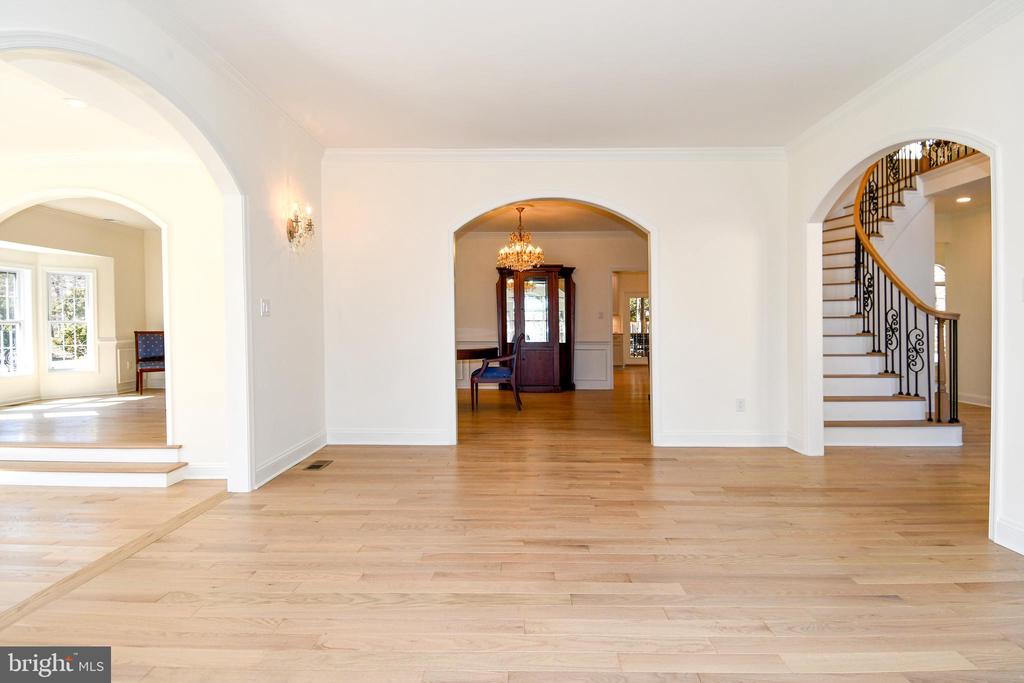8412 Copperleaf Ct